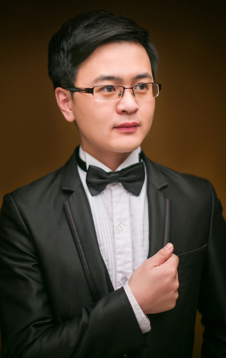 綦振宇1.jpg 綦振宇1.jpg